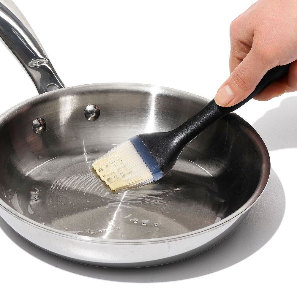 OXO Good Grips Silicone Pastry Brush U8