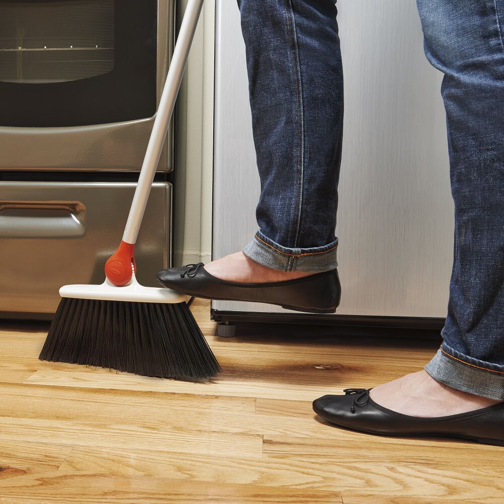 Any-Angle Broom J4