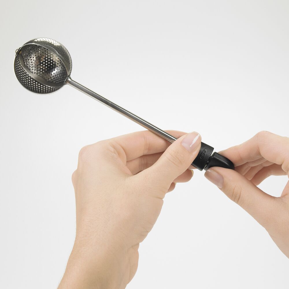 Twisting Tea Ball I3