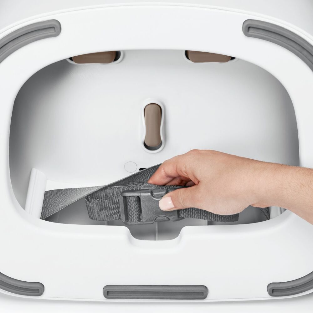 Nest Booster Seat with Removable Cushion X6