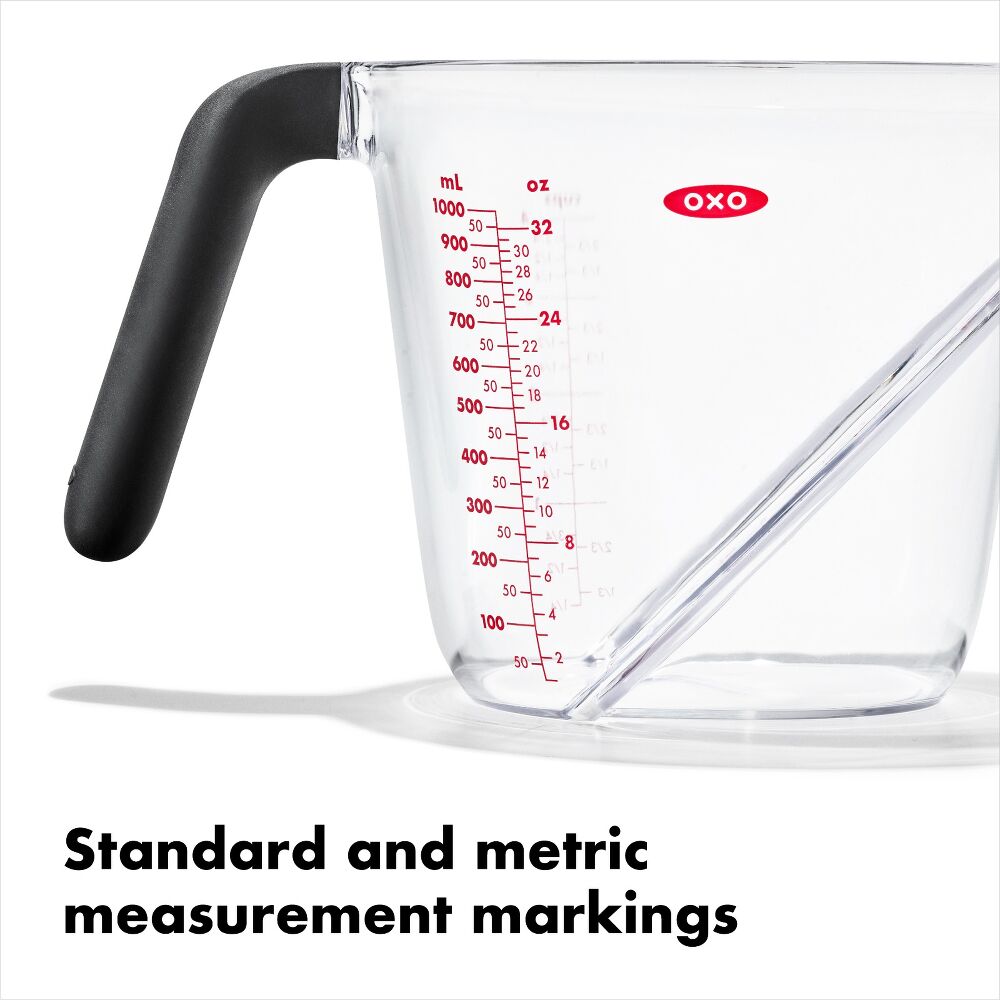 4-Cup Angled Measuring Cup J3