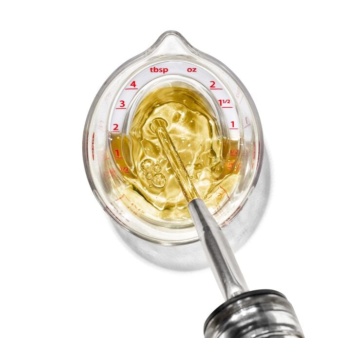 Mini Angled Measuring Cup L5