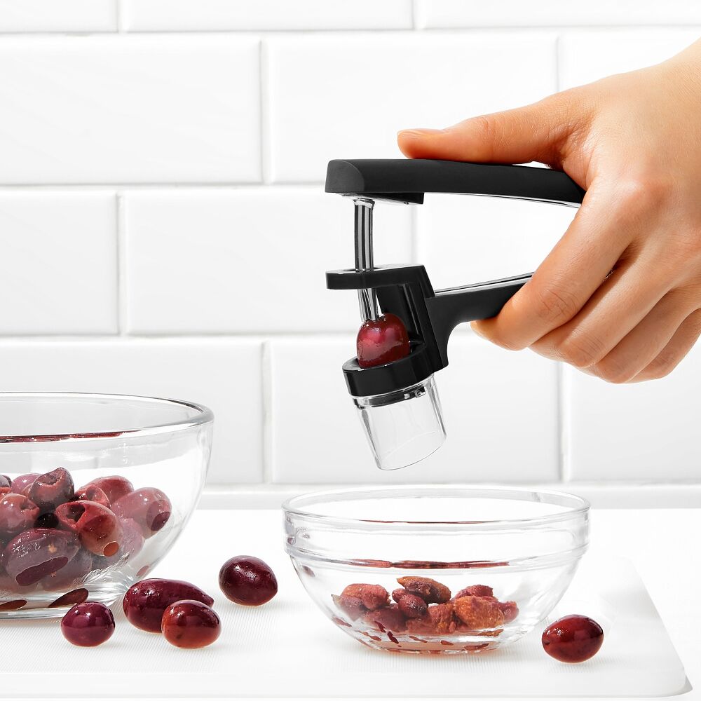 Cherry & Olive Pitter - Black T8