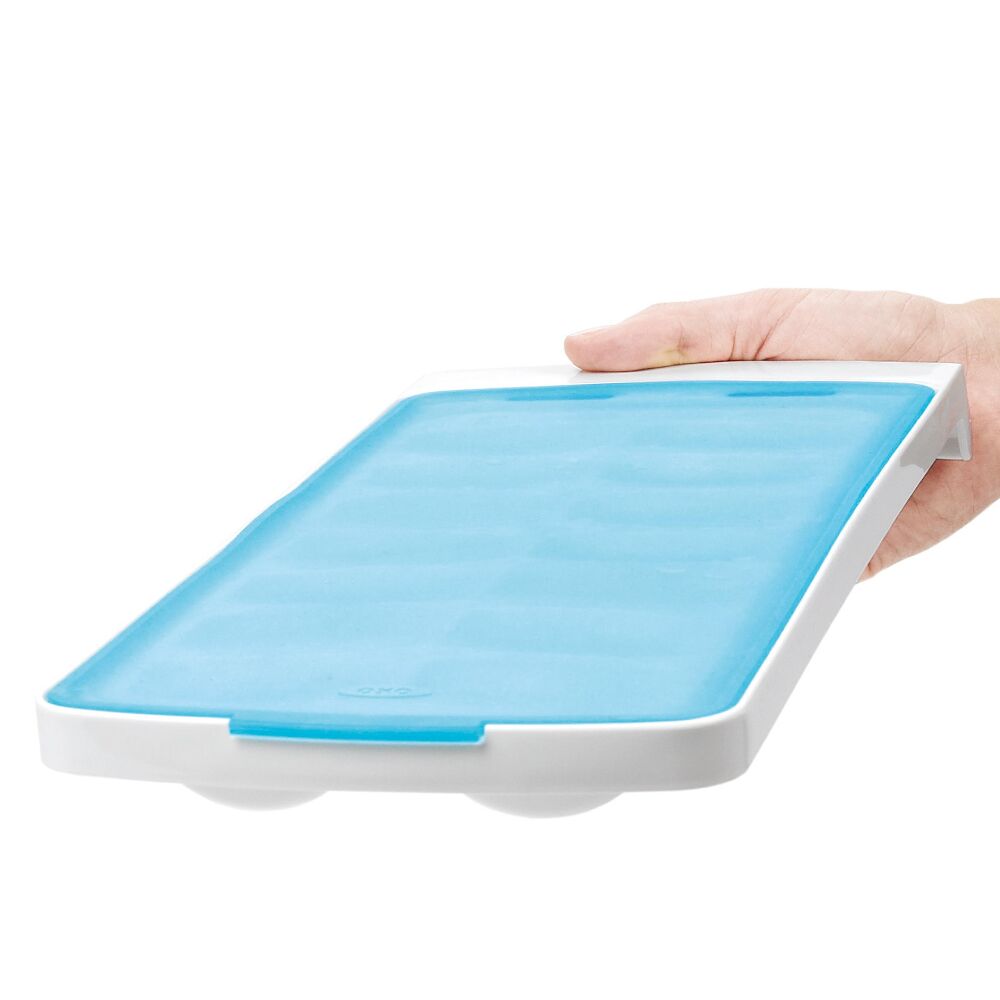 No-Spill Ice Cube Tray - 2 Pack R2