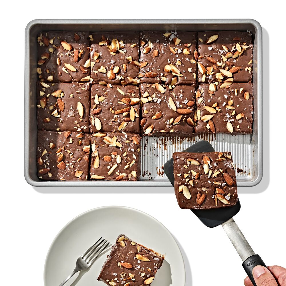 Non-Stick Pro Clear Coated 9 In x 13 In Cake Pan K3