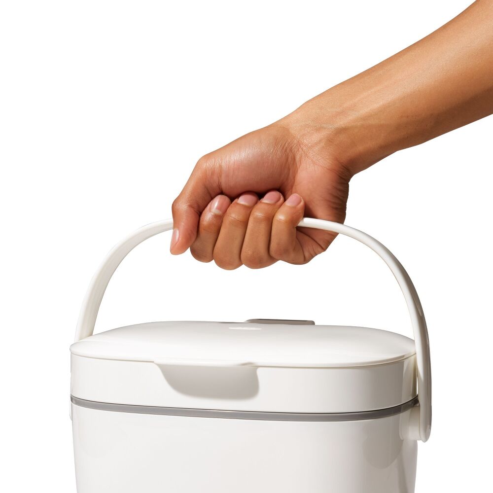 Easy-Clean Compost Bin - 1.75 Gal Z8