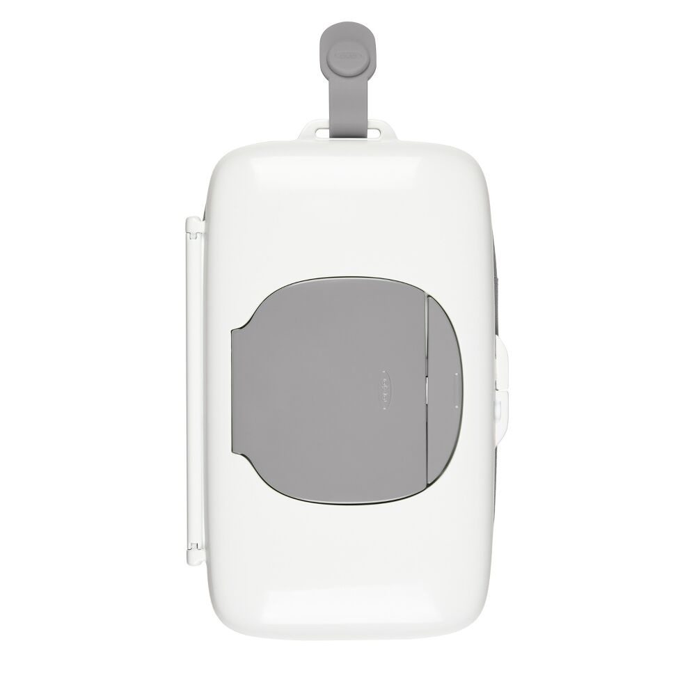 On-the-Go Wipes Dispenser with Diaper Pouch J9