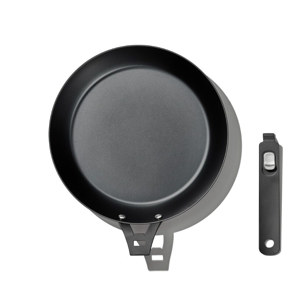Carbon Steel With Removable Handle 10in Pan E7
