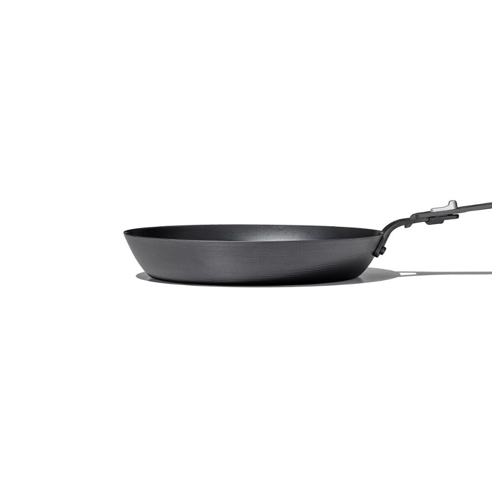 Carbon Steel With Removable Handle 10in Pan E7
