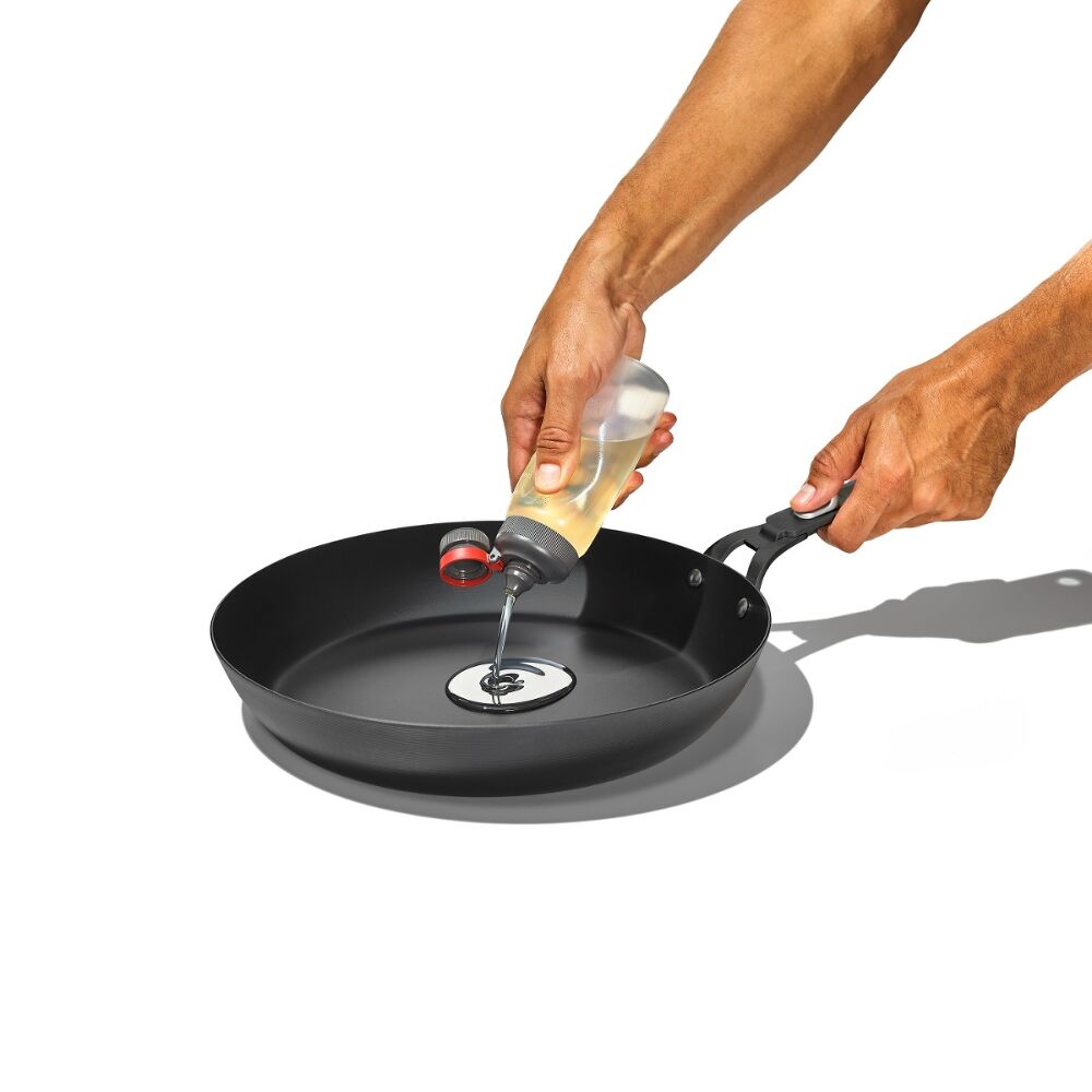 Carbon Steel With Removable Handle 10in Pan E7
