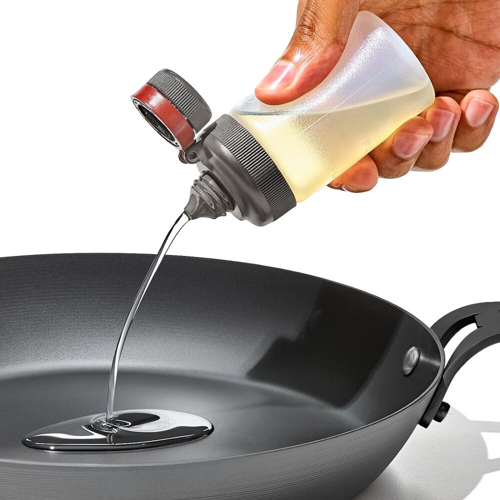 Outdoor 7-Piece Spice Shaker & Squeeze Bottle Set G7