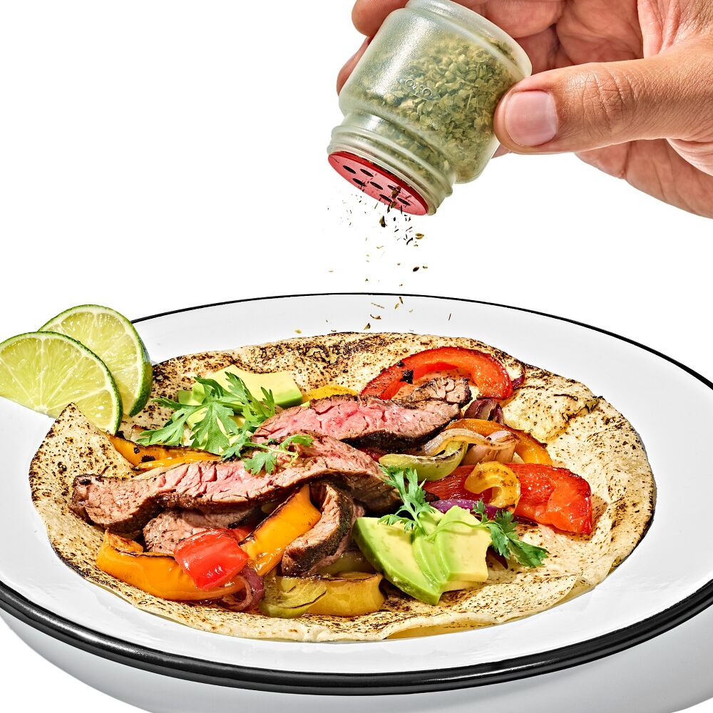Outdoor 7-Piece Spice Shaker & Squeeze Bottle Set G7