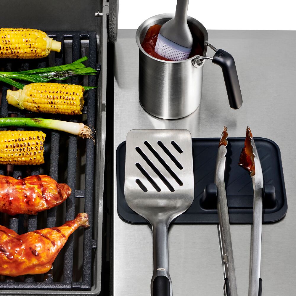 13-Piece Grilling Bundle N0