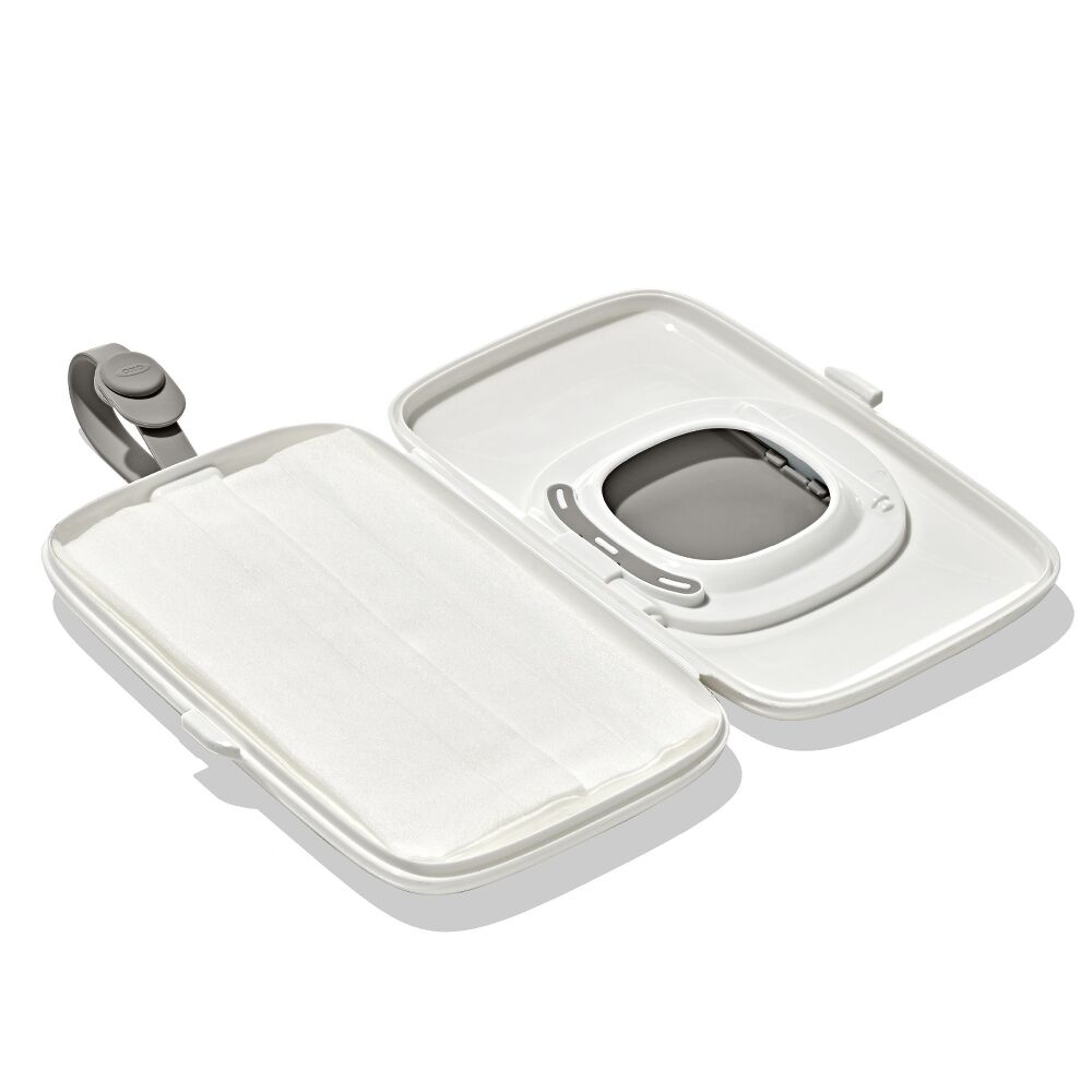 On-The-Go Wipes Dispenser - 2 Pack M0