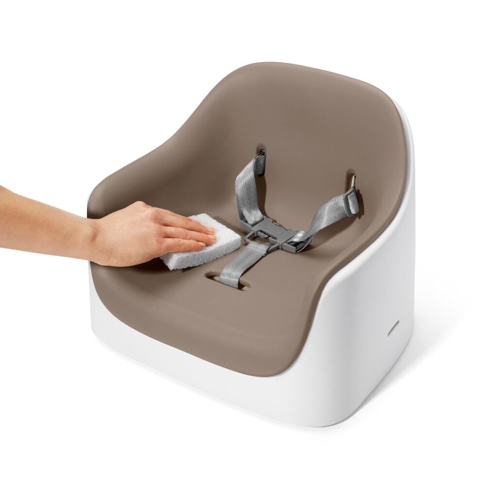 Nest Booster Seat with Removable Cushion X6