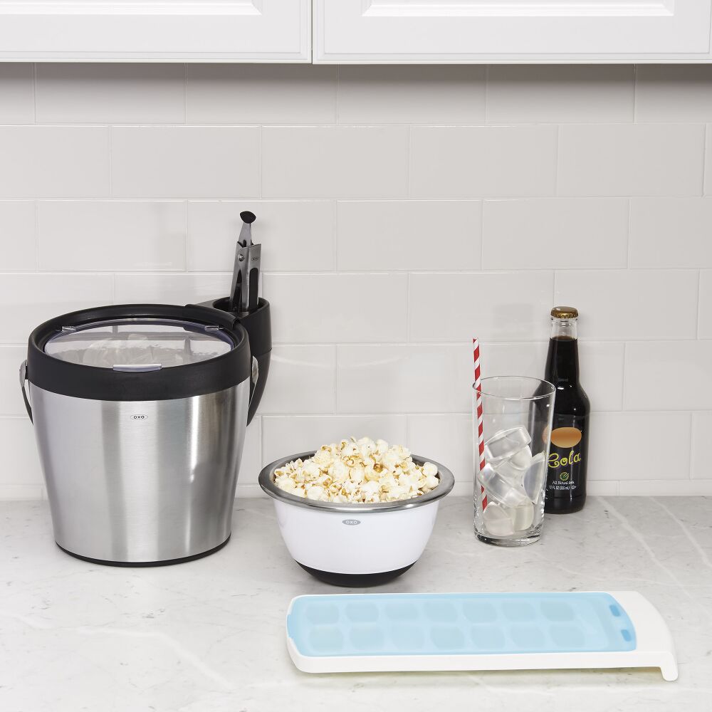 No-Spill Ice Cube Tray T9