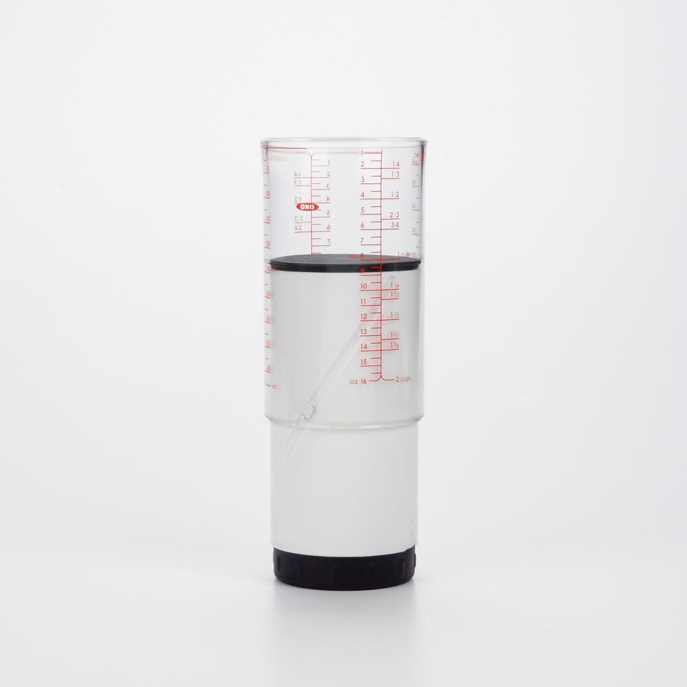 2 Cup Adjustable Measuring Cup D8