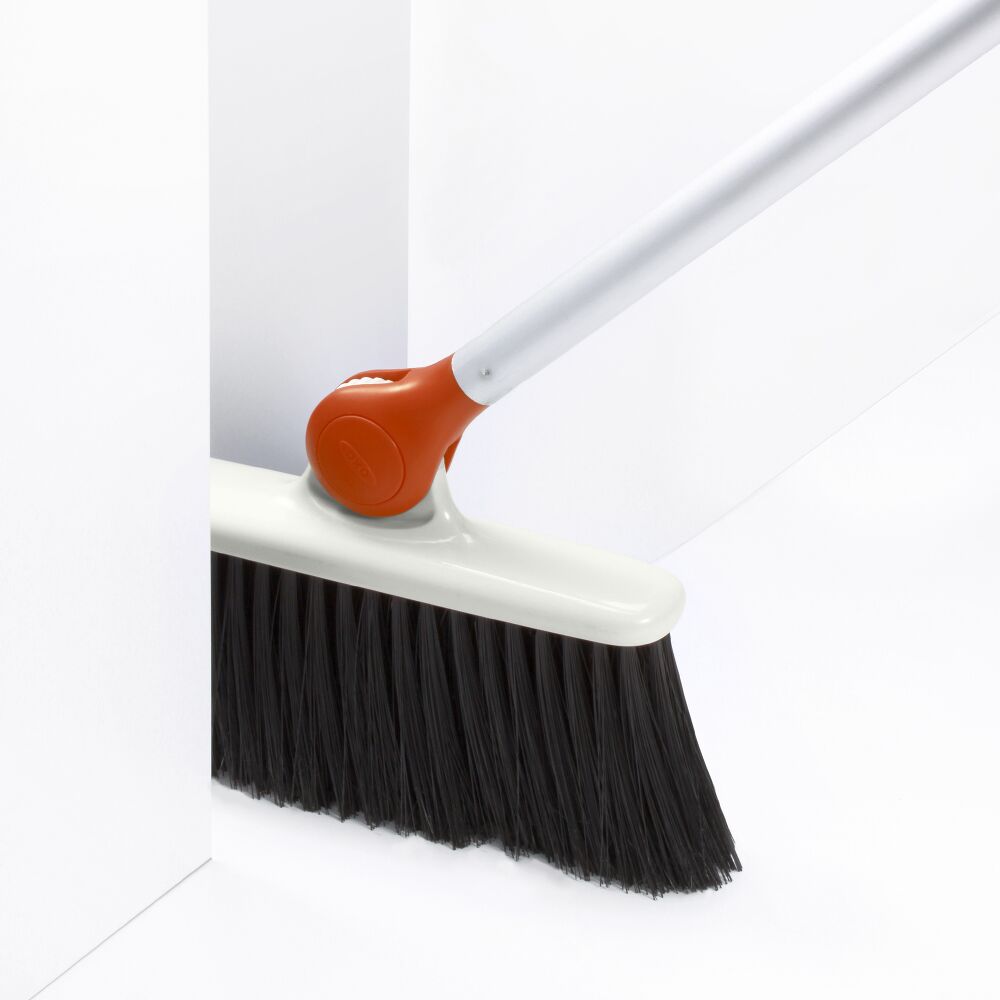 Any-Angle Broom J4