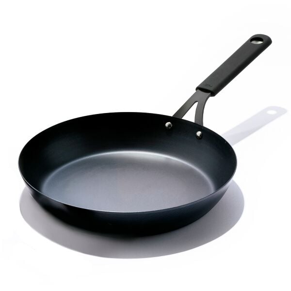 OXO Carbon Steel Obsidian Series 12-Inch Frypan with Silicone Sleeve Z4