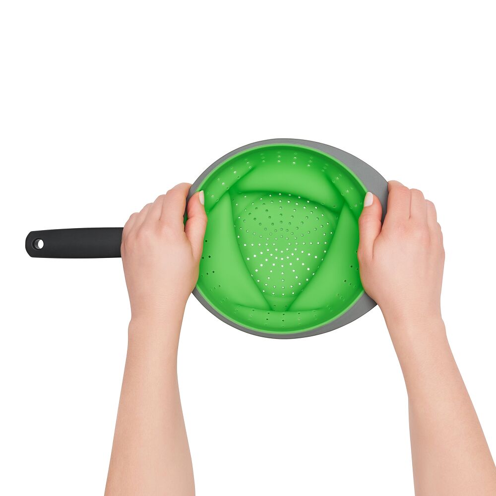 Silicone Collapsible Strainer (2.0 Qt) F2