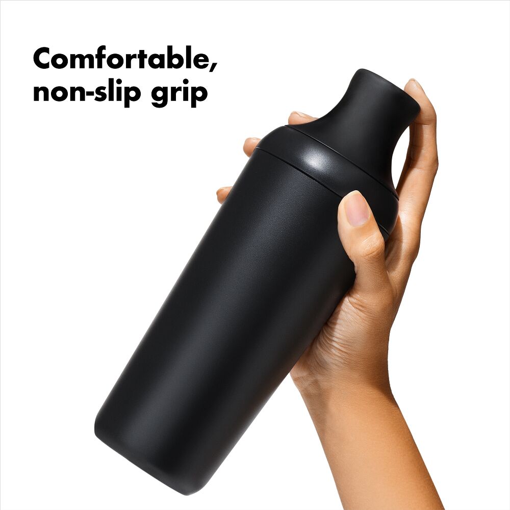 OXO Good Grips Plastic Cocktail Shaker- 20 oz/590 mL capacity E8