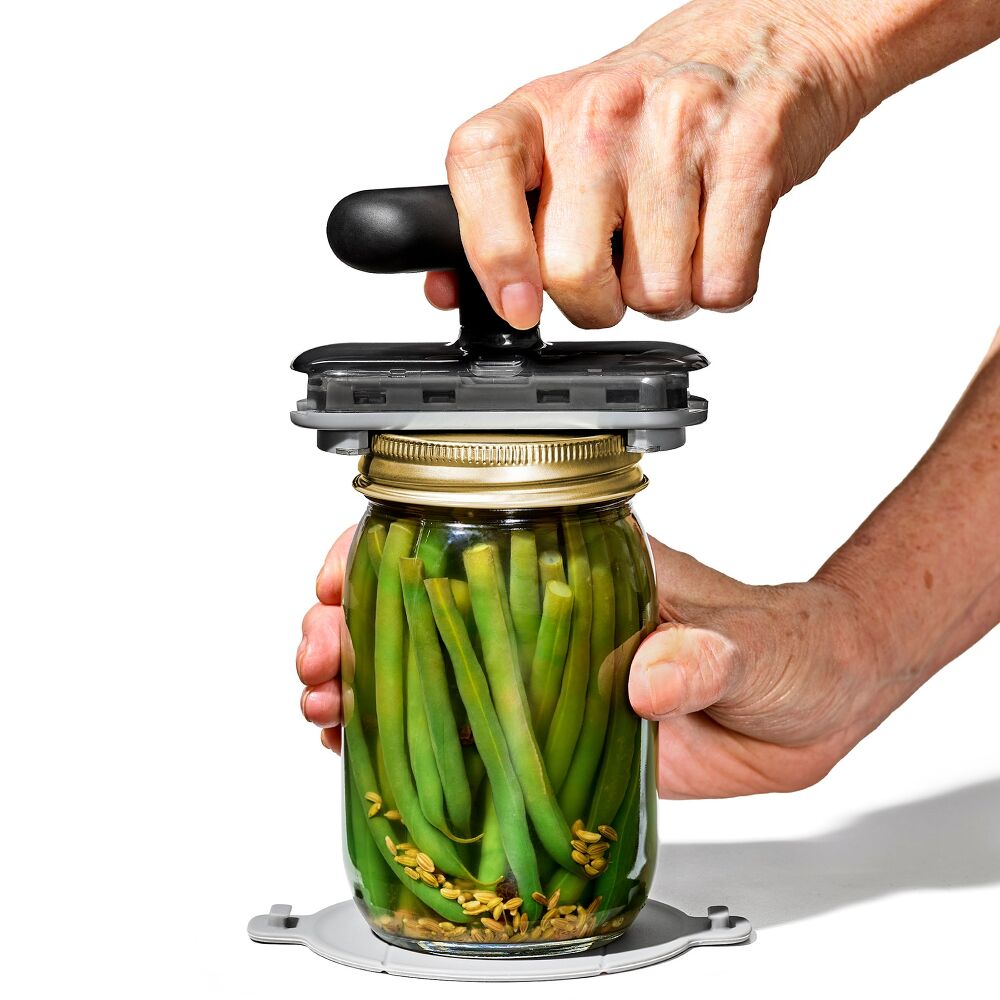 Twisting Jar Opener With Basepad G5