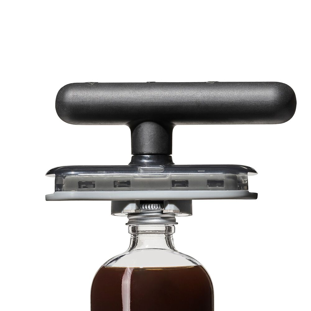 Twisting Jar Opener With Basepad G5