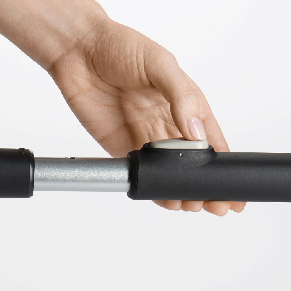 Extendable Twister Snow Brush B4