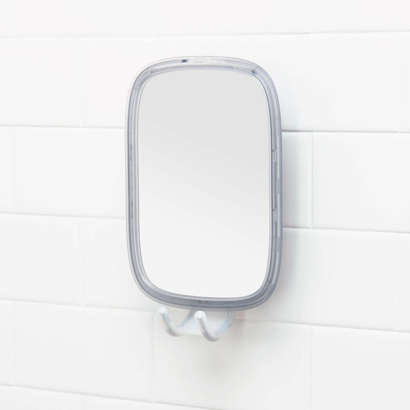 StrongHold™ Suction Fogless Mirror A8