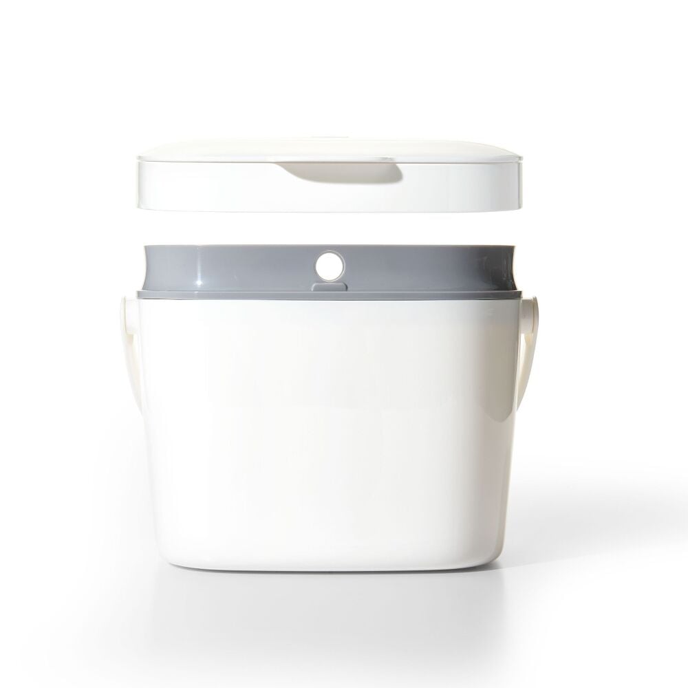 Easy-Clean Compost Bin - 1.75 Gal Z8