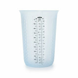 4 Cup Squeeze & Pour Measuring Cup E1